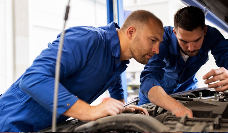 Servicio de Mantenimiento Mayor - RCM AUTOMOTRIZ